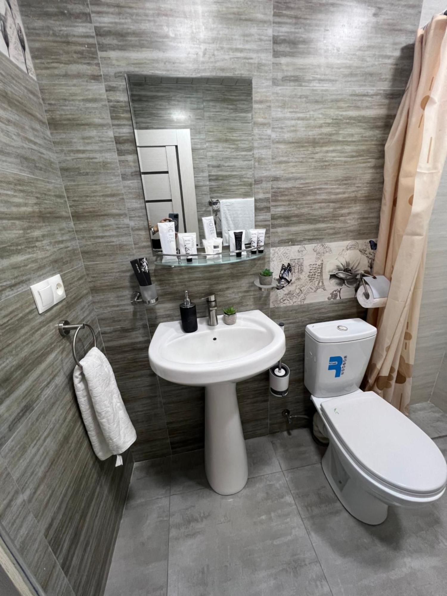 Cosy Apartment With Good Location Self Check In Yerevan Exterior photo